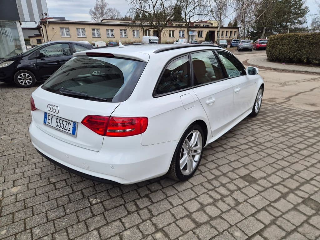 Audi A4 Avant 2013